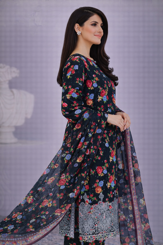 Aneela’s Premium Lawn Collection – 3 Piece Suit (AZ)